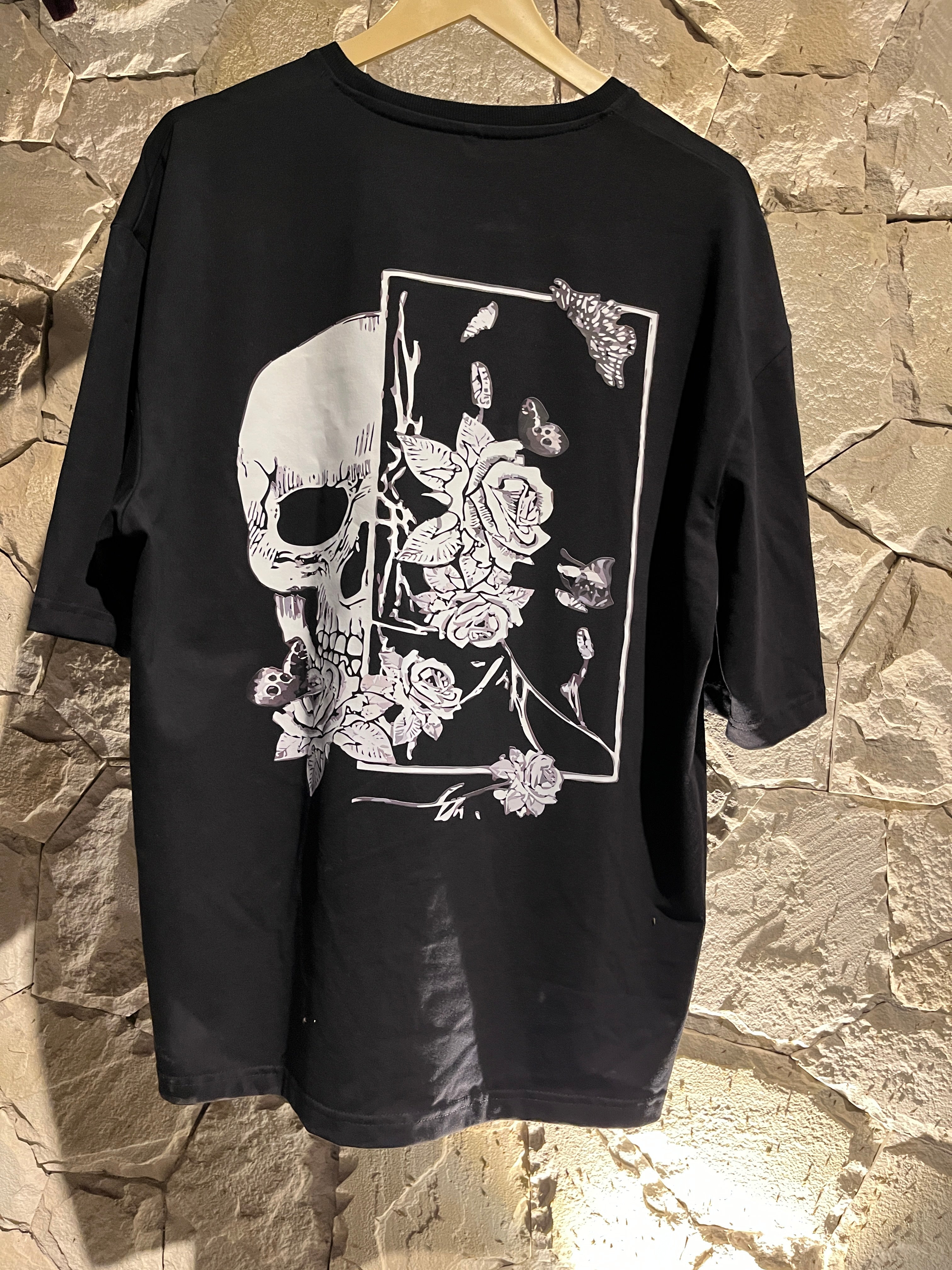 "Skull & Roses Graphic Oversized T-Shirt – Cotton Lycra 230 GSM"
