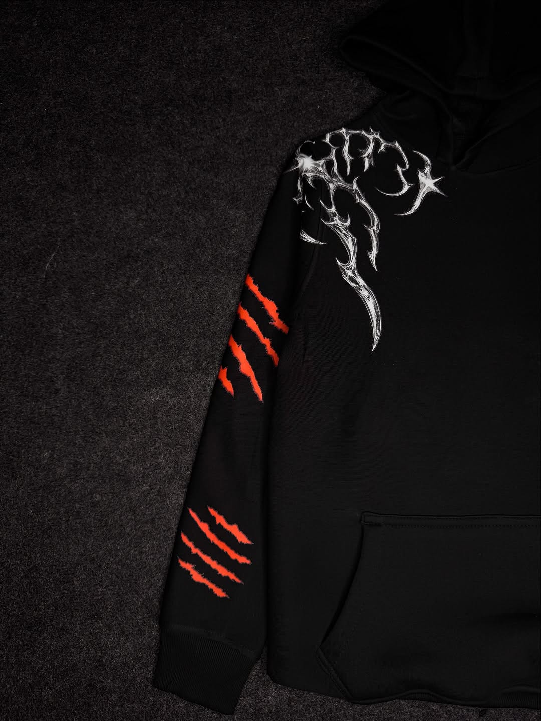 Tribal Tiger Graphic Hoodie – Premium Streetwear Oversized Fit